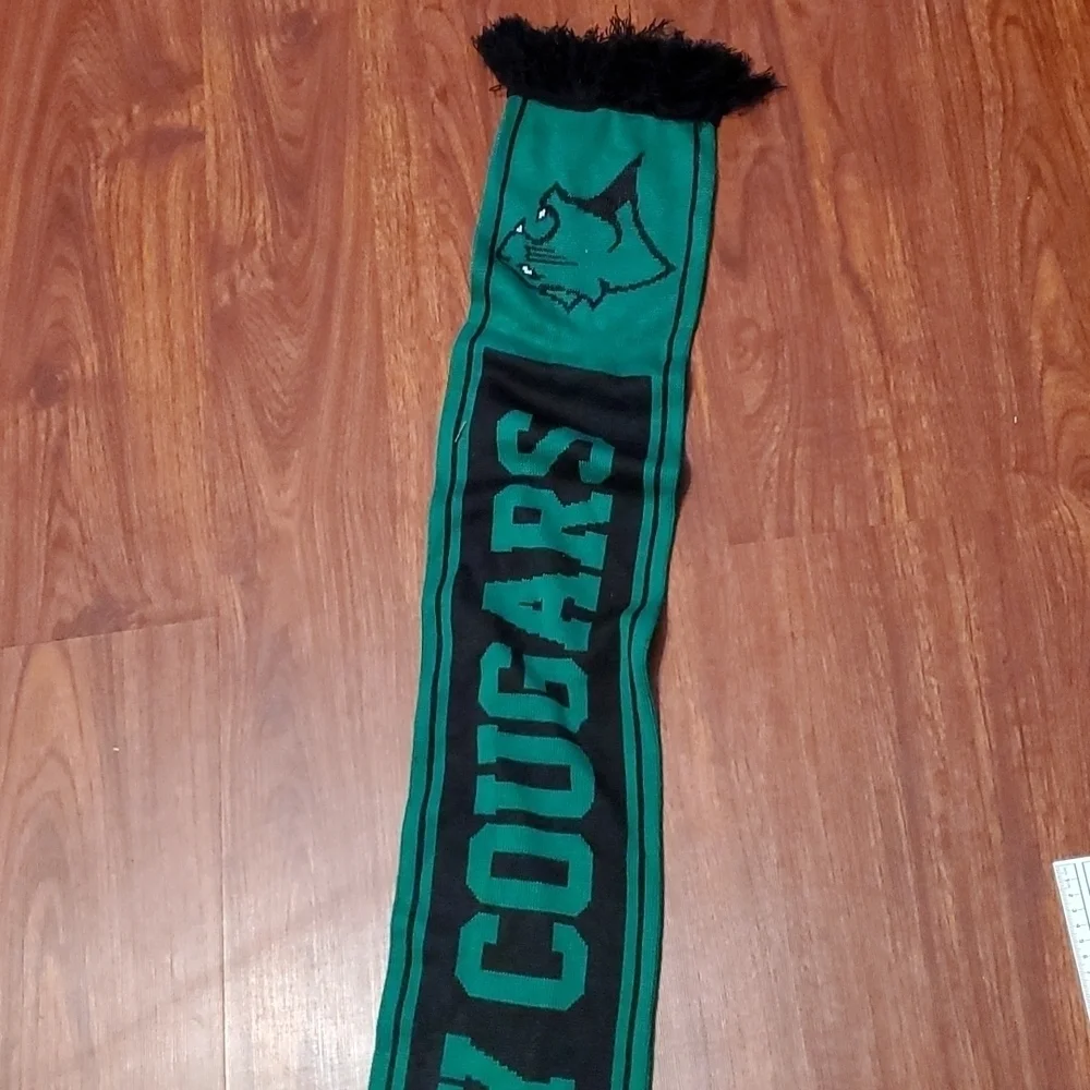 Connally Cougars scarf green black rough neck scarfs